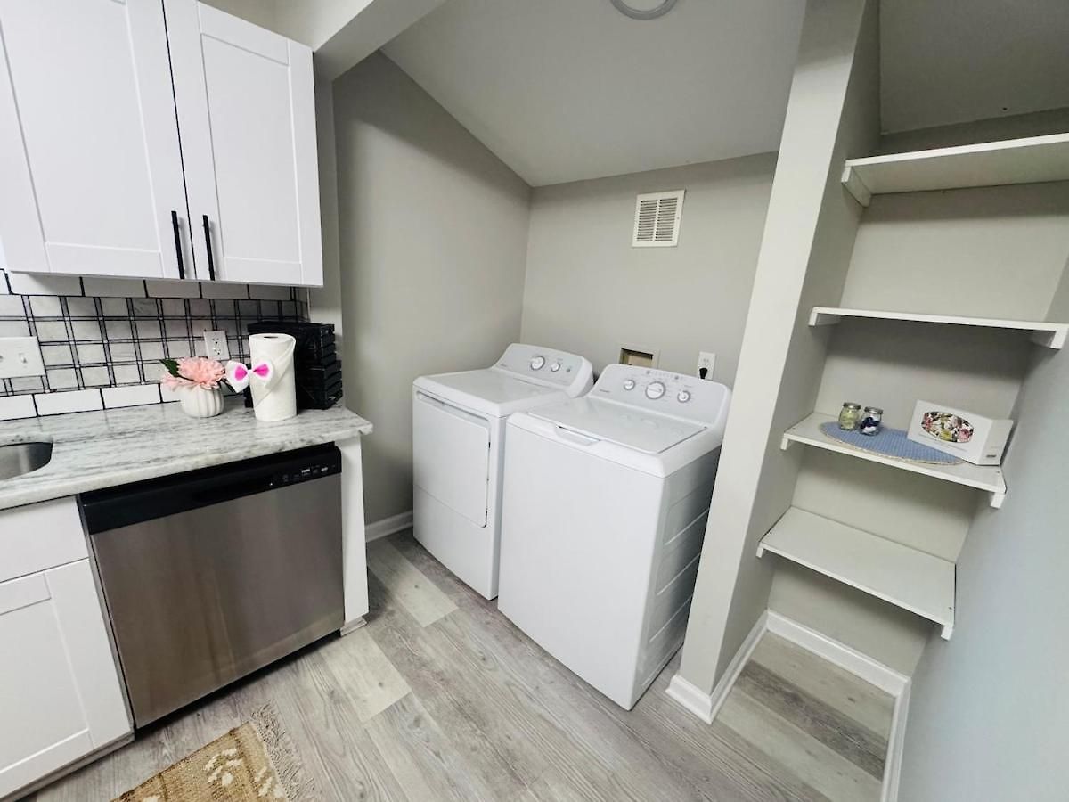 Charming And Renovated Close To Airport And Uptown Apartment Charlotte