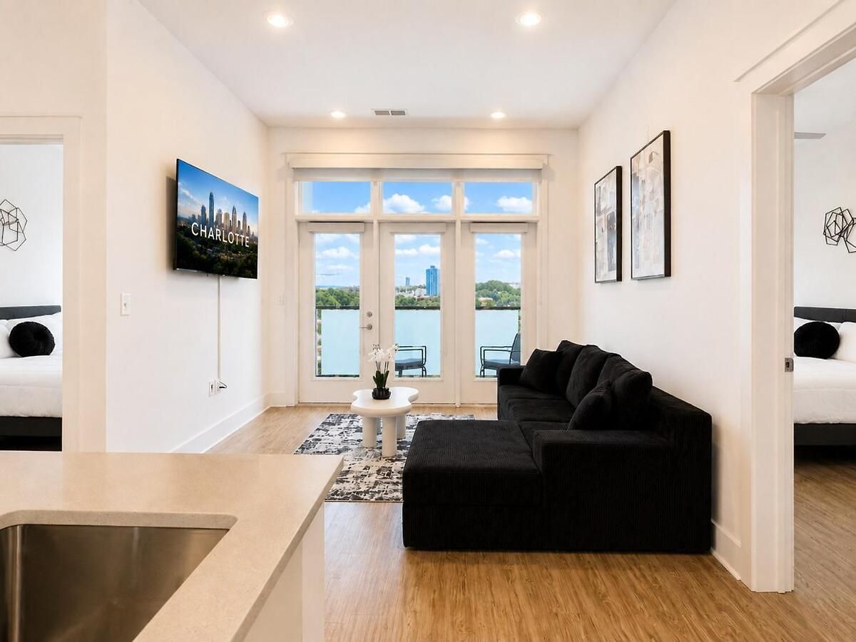 Apartment Luxury Uptown 2br Rooftop Pool Gym & Skyline Views Charlotte