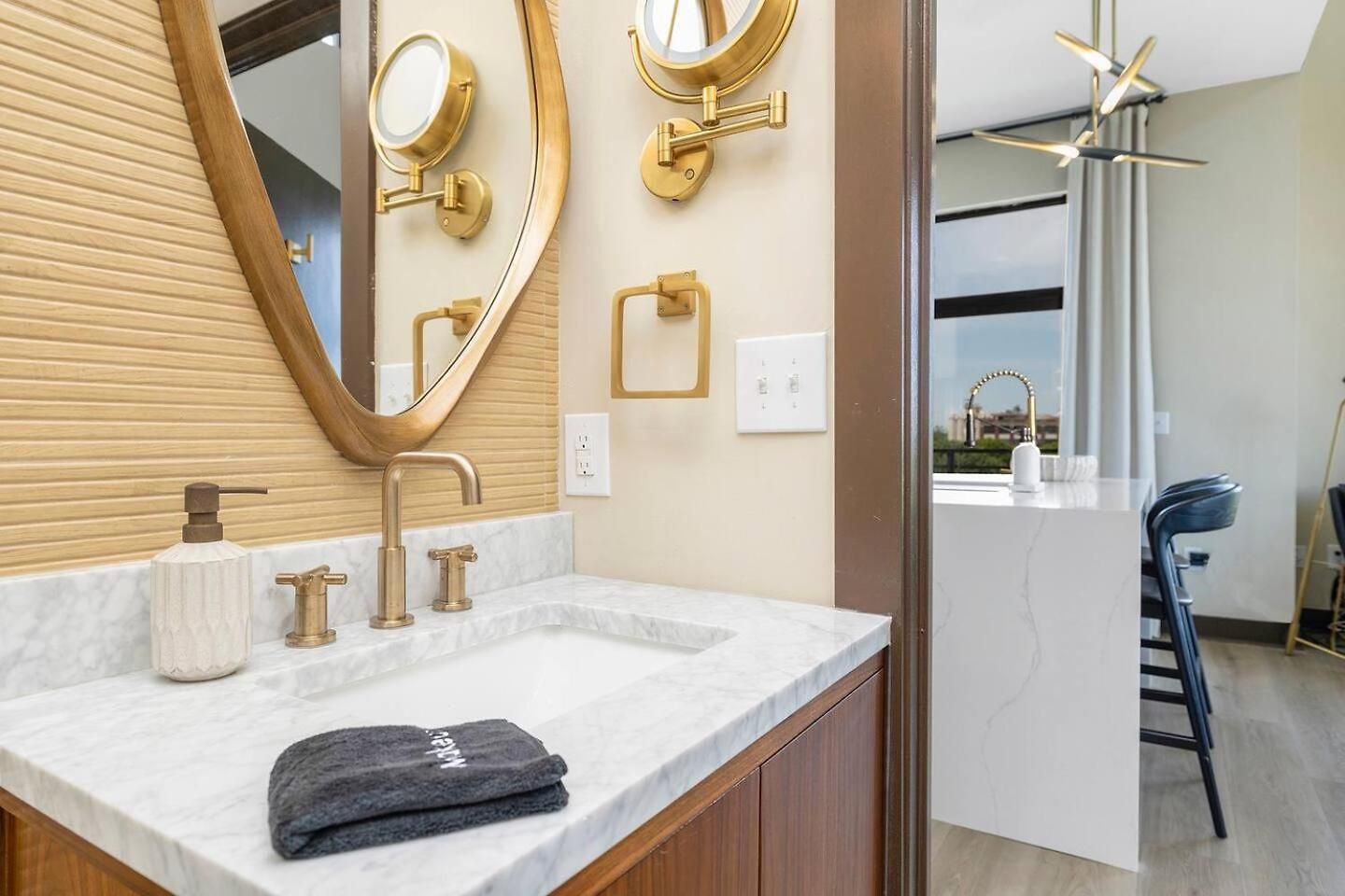 The Eighth Luxury Penthouse In Fourth Ward * Charlotte