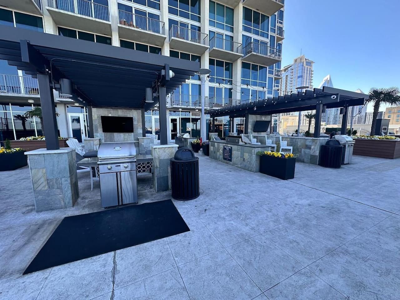 Apartment Luxury Furnished 1br In The Heart Of The Charlotte