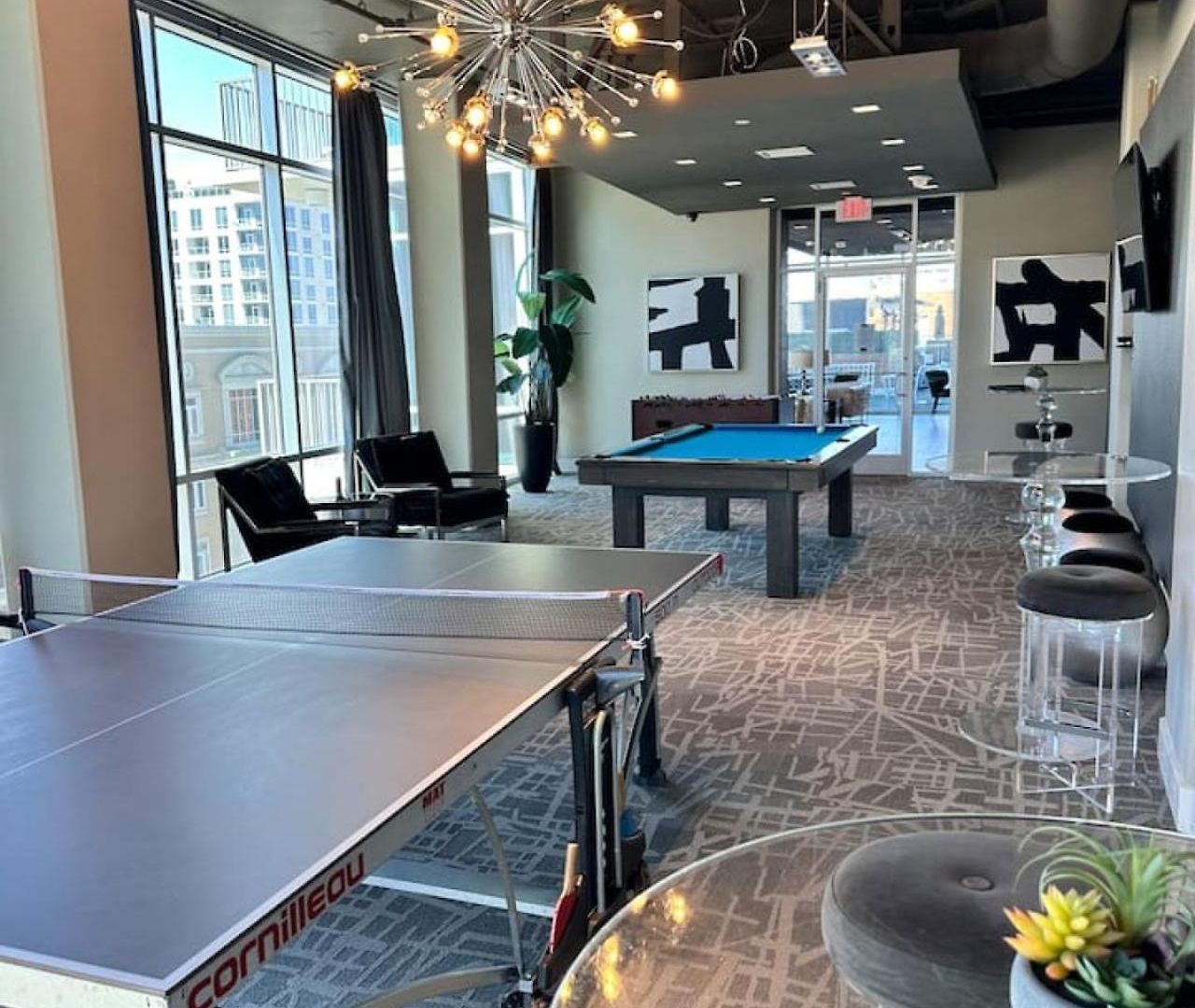 Luxury Furnished 1br In The Heart Of The