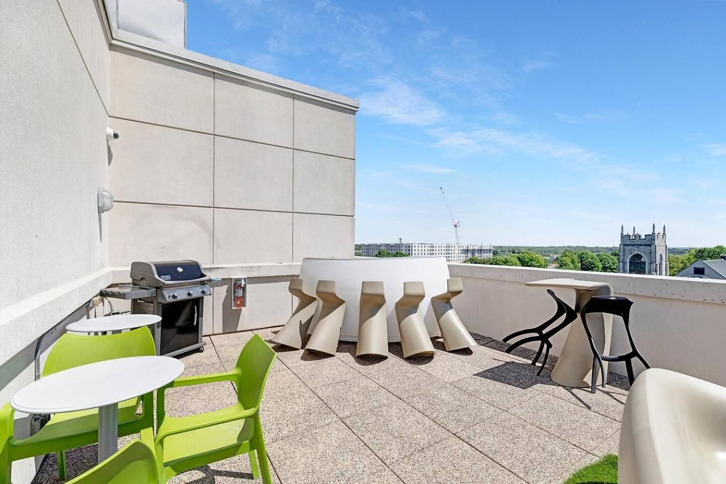 Apartment The Eighth Luxury Penthouse In Fourth Ward *