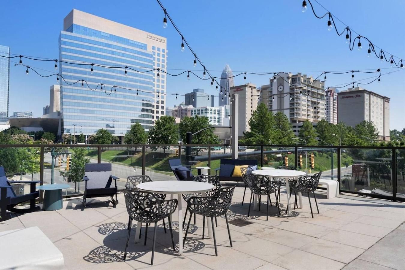 Apartment Queen Luxe - Free Parking, Pool, Charlotte
