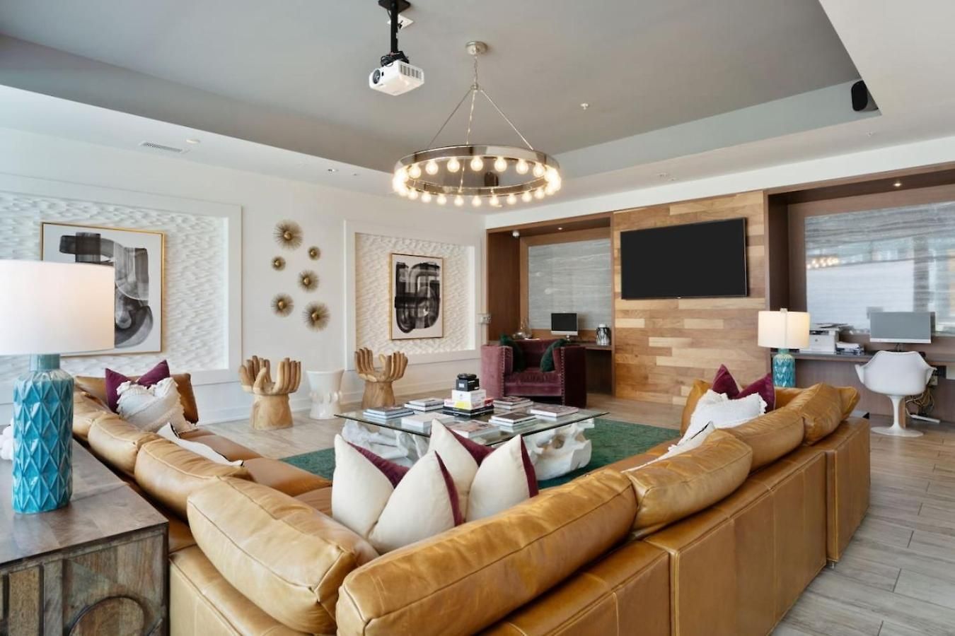 Apartment Carolina Luxury - Free Parking, Pool, Gym