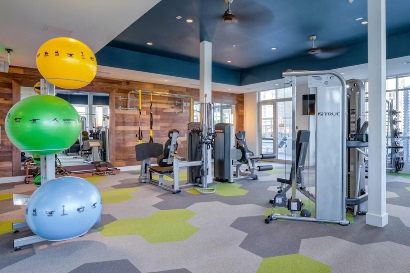 Apartment Cozy Carolina - Free Parking, Gym, Pool
