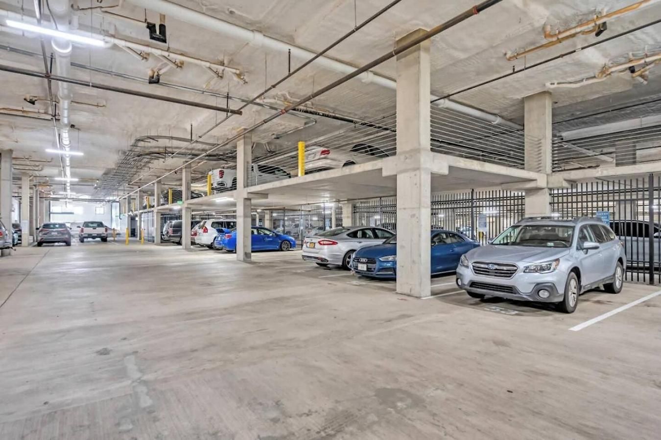 Apartment Queen Luxe - Free Parking, Pool, *