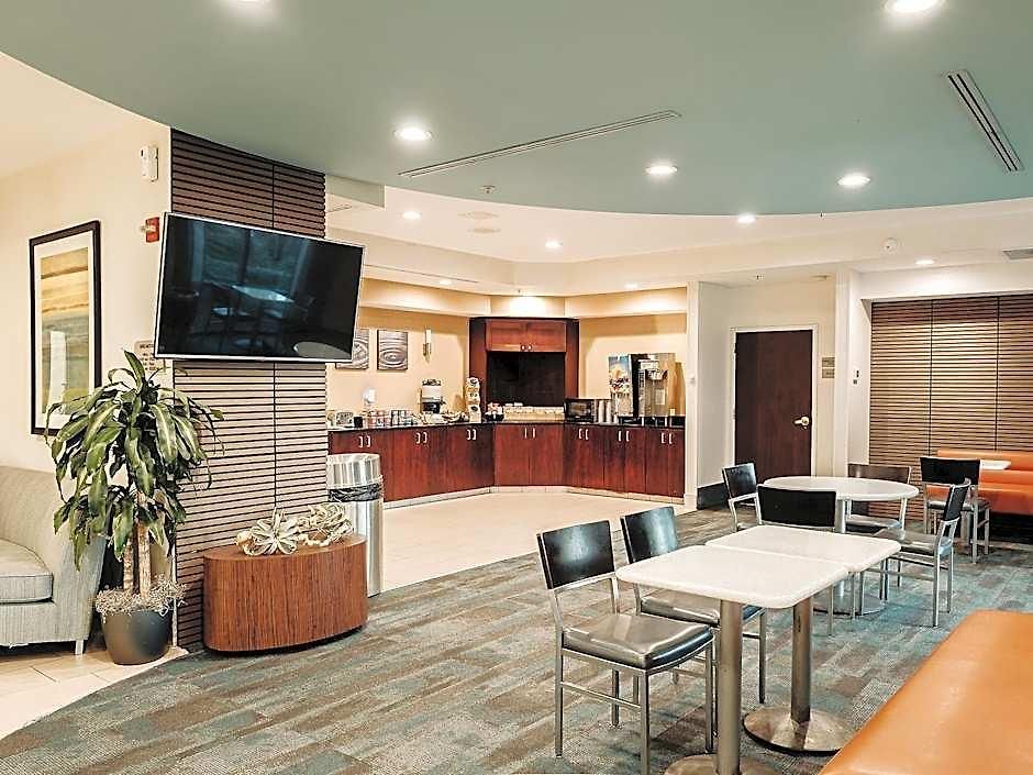 Hotel The Beacon Airport By Ihg Charlotte