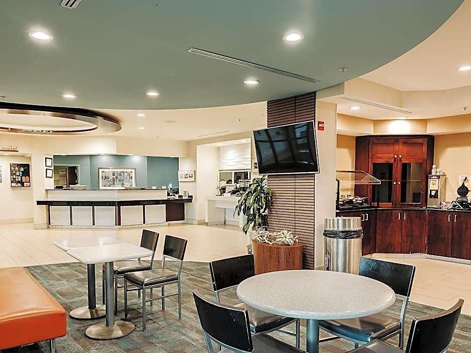 Hotel The Beacon Airport By Ihg Charlotte