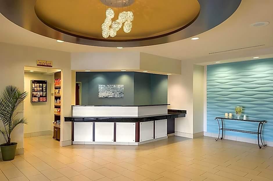 The Beacon Airport By Ihg Hotel Charlotte