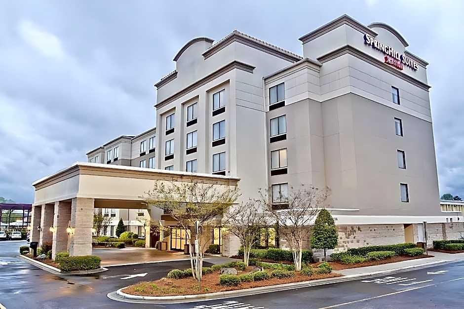The Beacon Airport By Ihg Hotel
