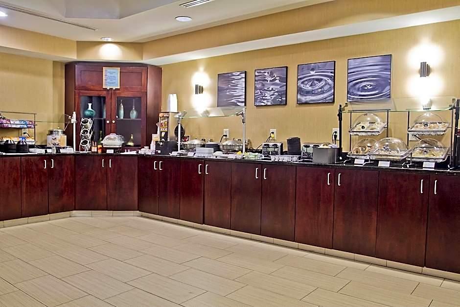 Hotel The Beacon Airport By Ihg Charlotte