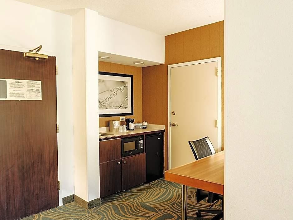 The Beacon Airport By Ihg Hotel 3*