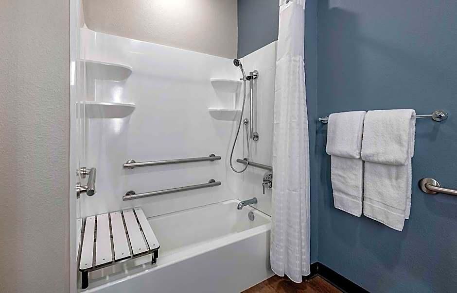Extended America Select - - Place Hotel 2*