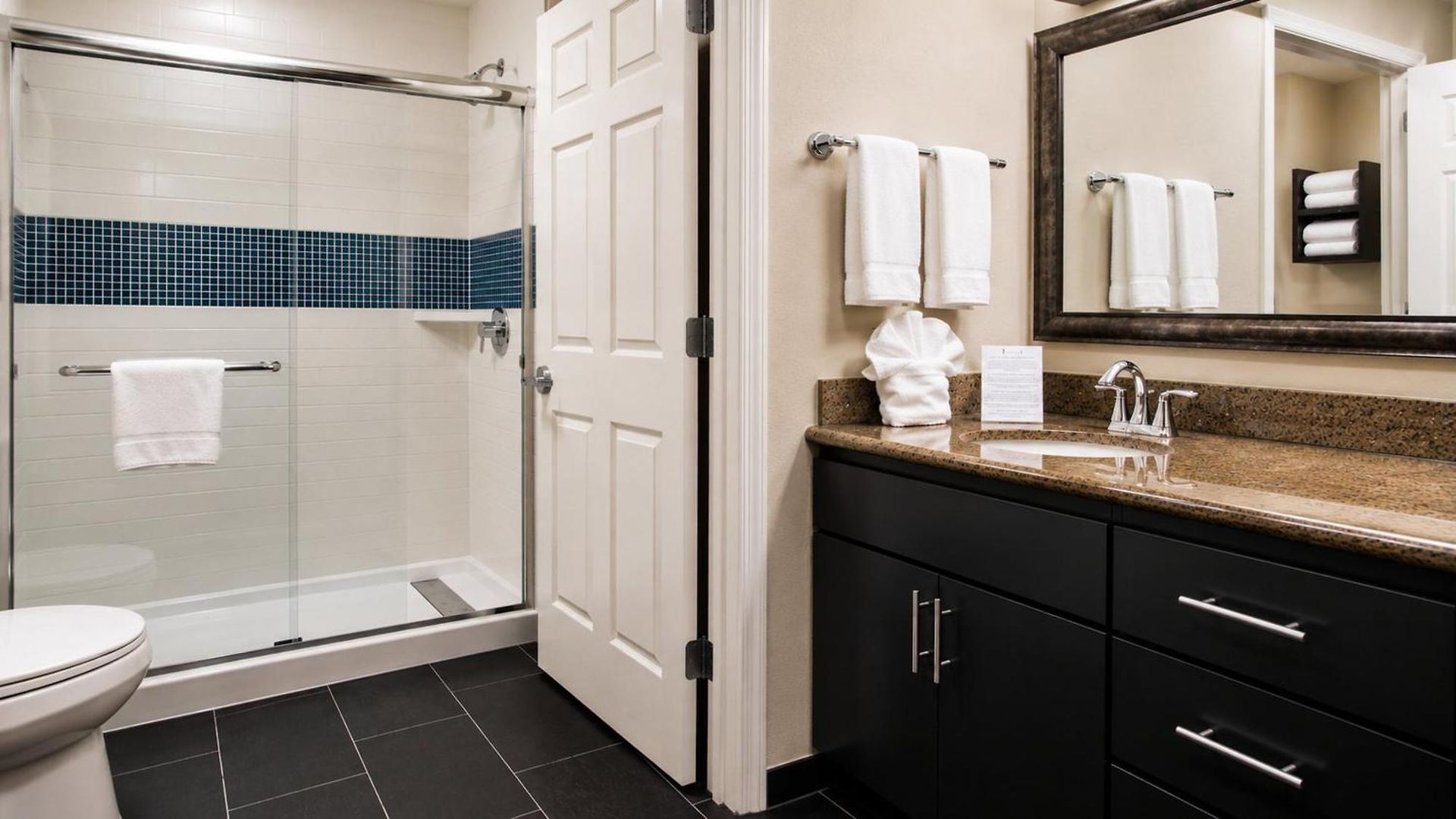 Staybridge - Ballantyne By Ihg Hotel 3*