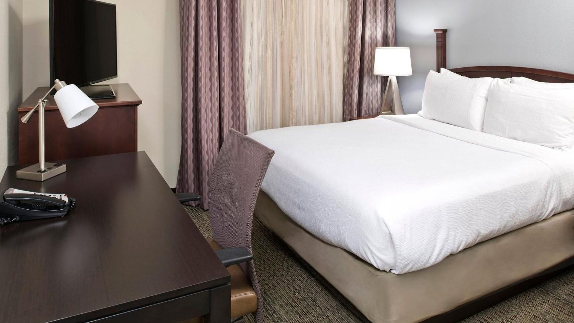 Staybridge - Ballantyne By Ihg 3*