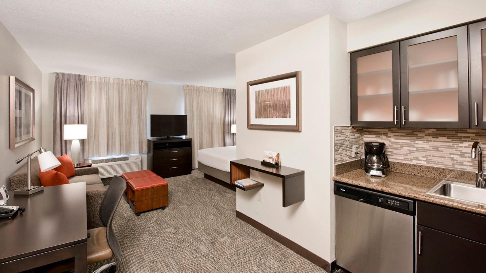 Staybridge - Ballantyne By Ihg 3*