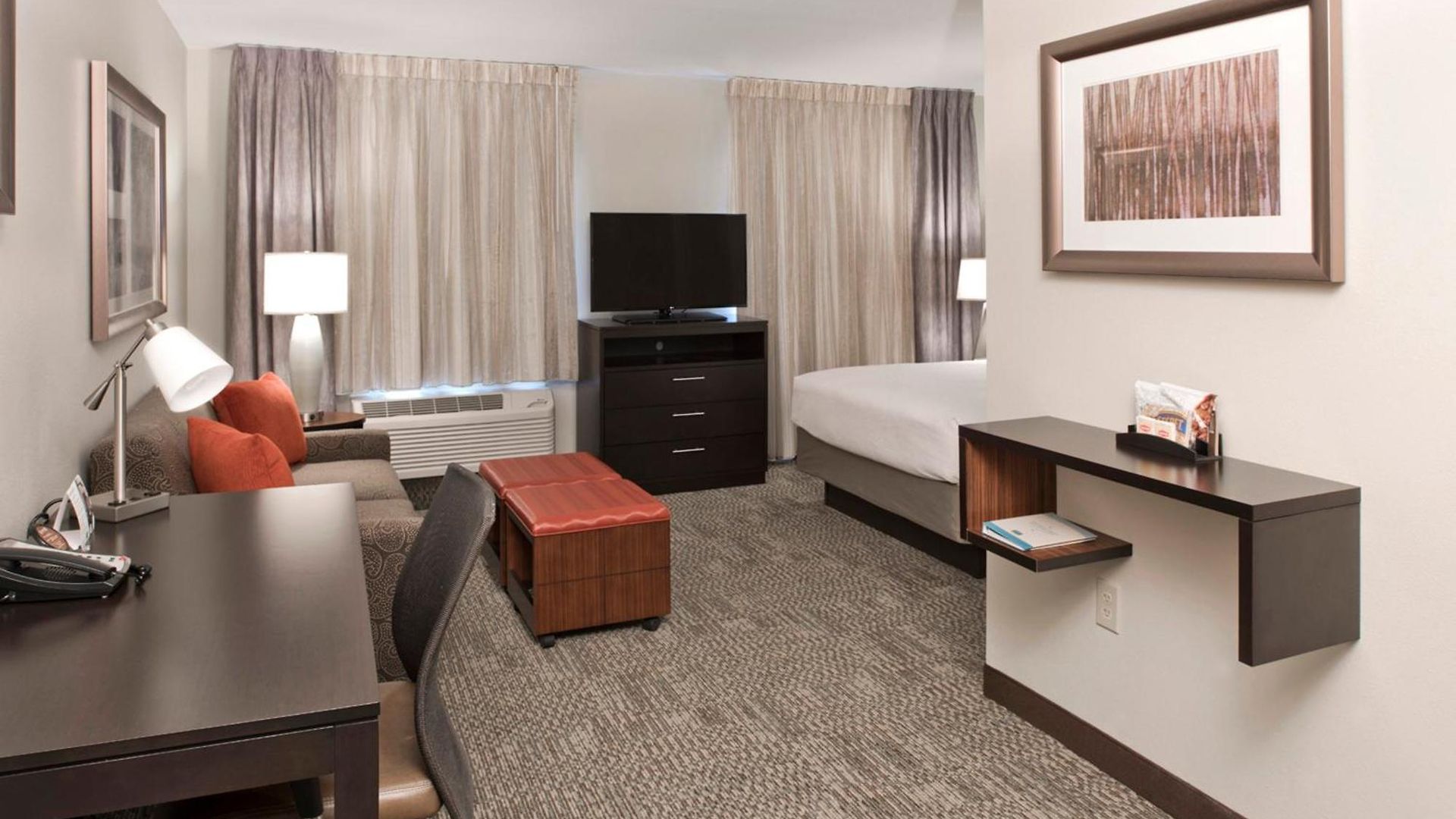 Staybridge - Ballantyne By Ihg Hotel 3*