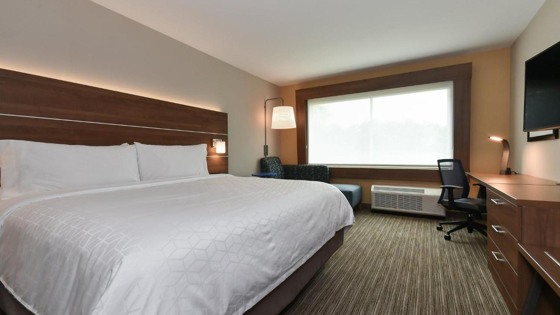 Hotel Express & - Ballantyne By Ihg 3*