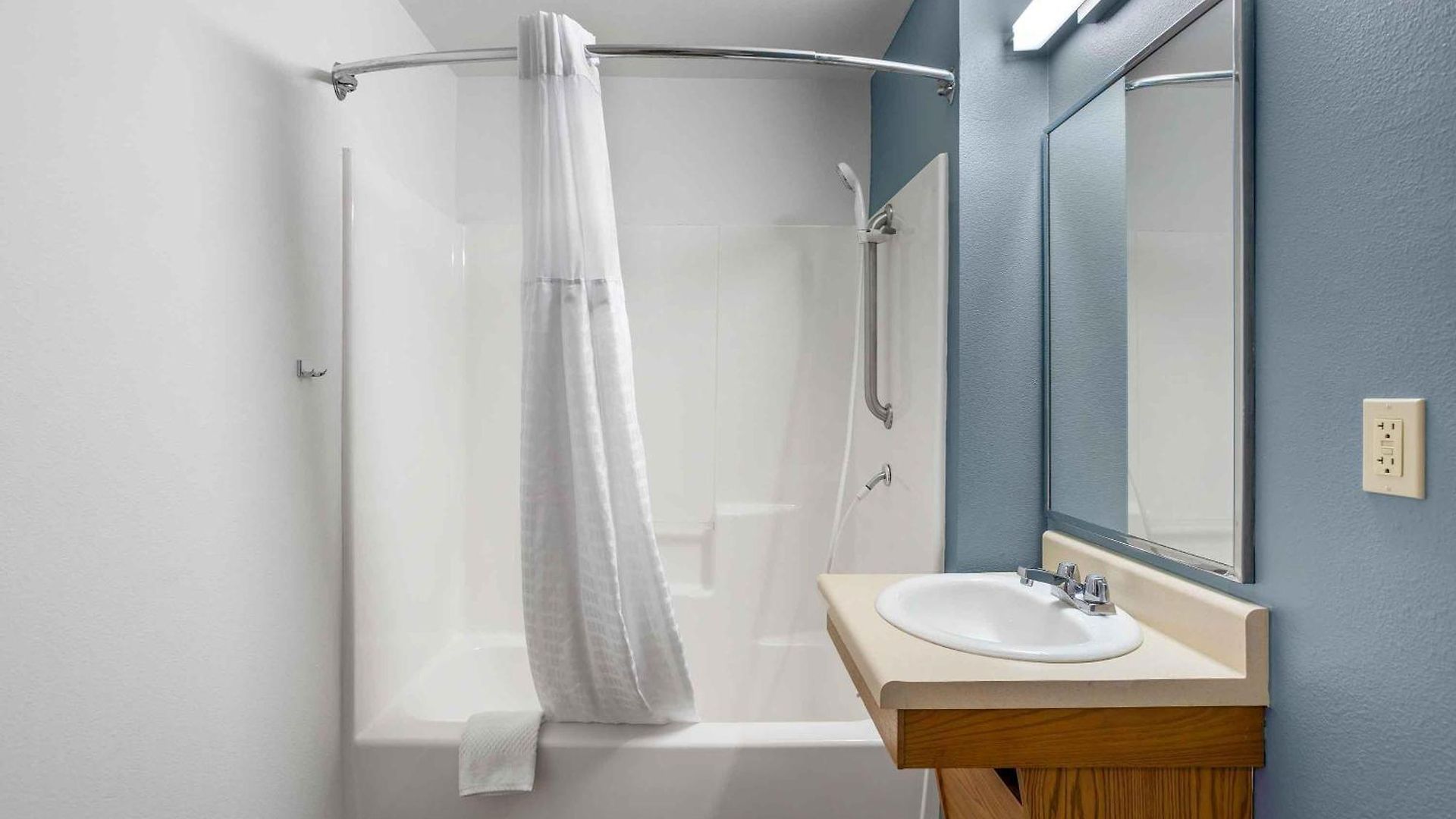 Extended America Select - - Northlake Hotel Charlotte