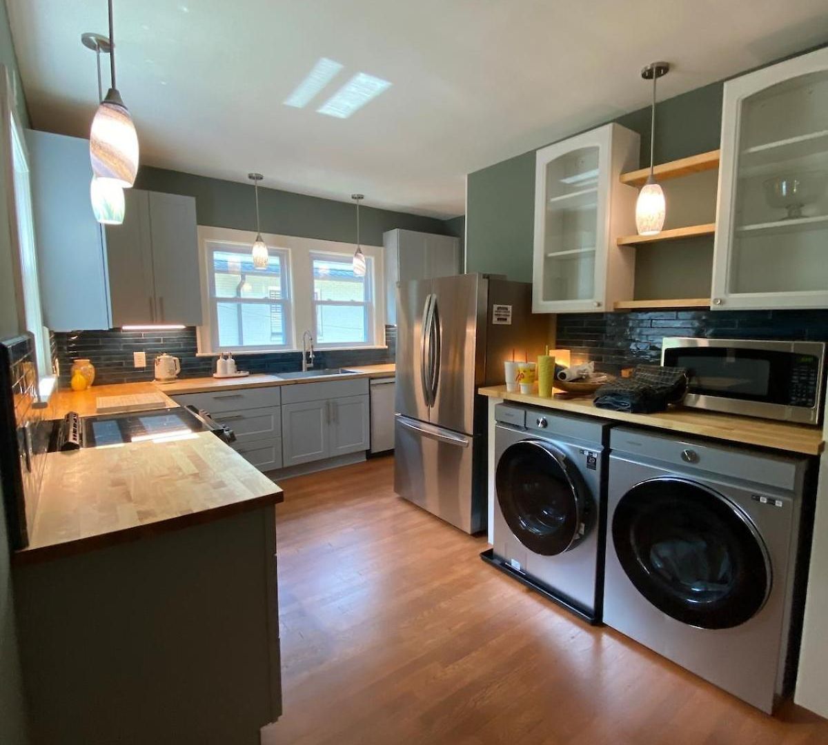 Holiday home 3 Bed, Luxury Bungalow, With Mature Garden, Minutes From Uptown Charlotte