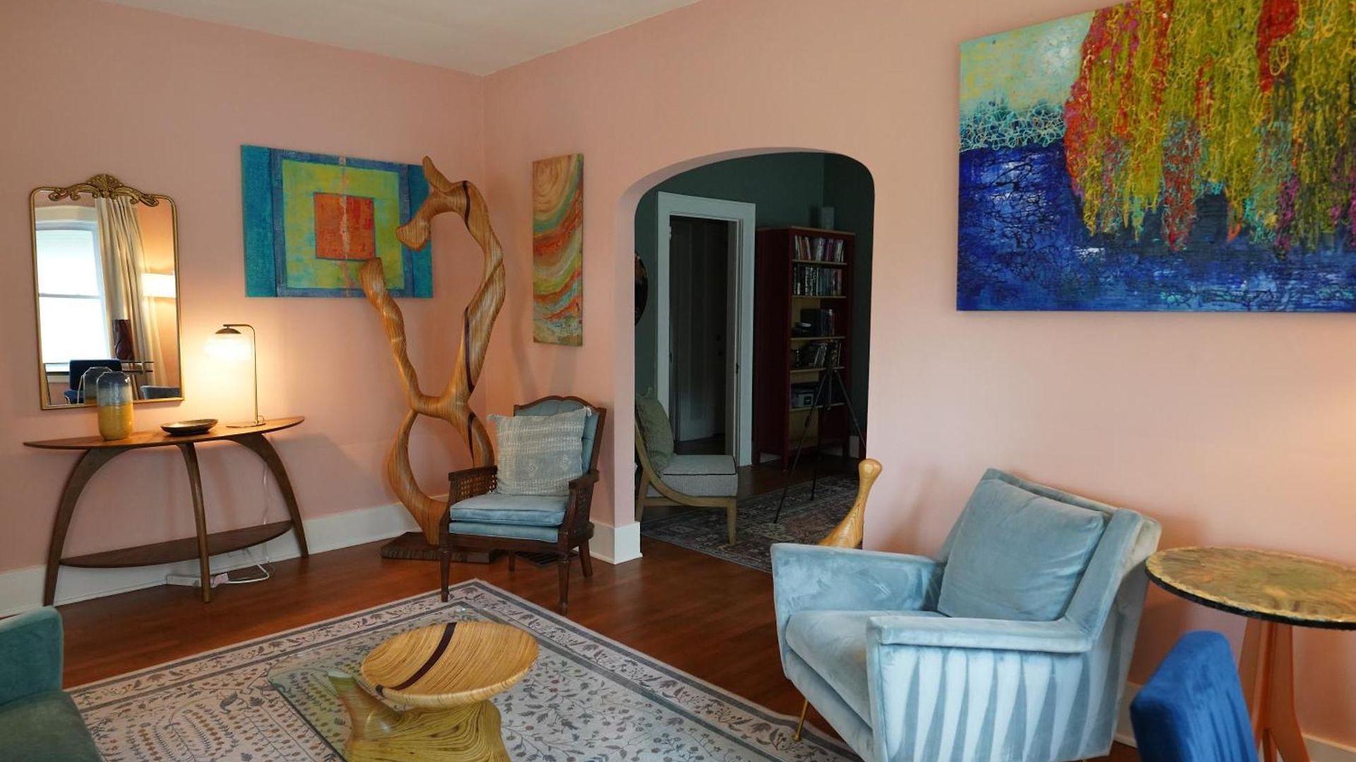 3 Bed, Luxury Bungalow, With Mature Garden, Minutes From Uptown *