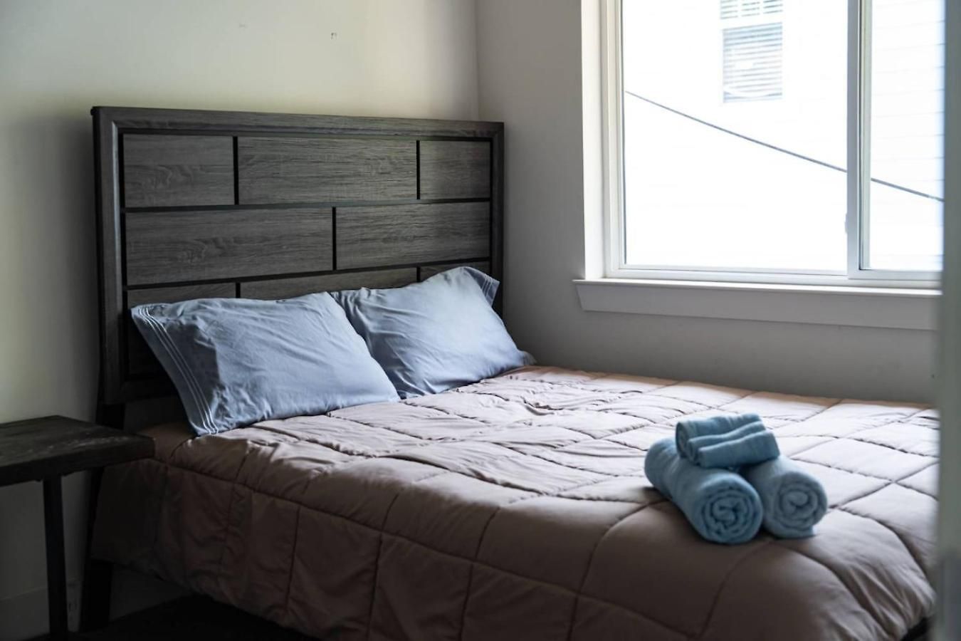 Sleek 2br Townhouse, Stones Throw To Uptown Apartment Charlotte