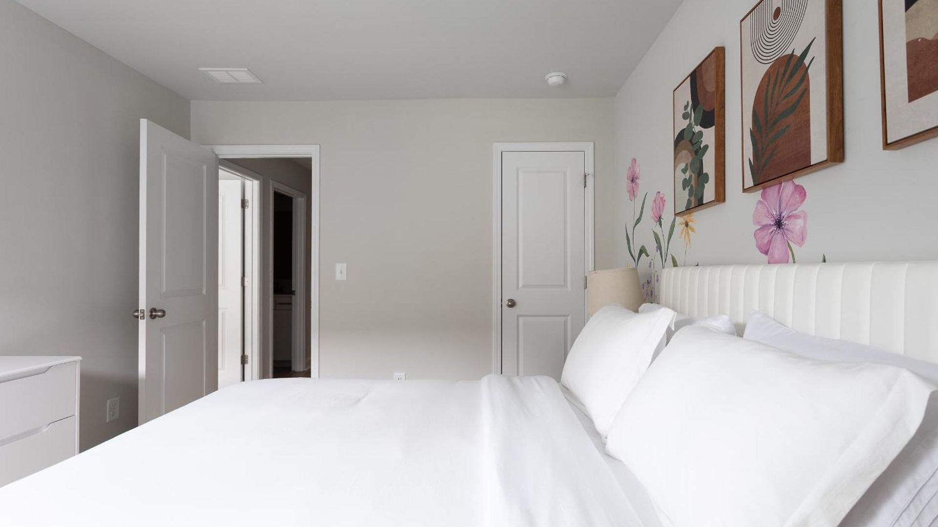 Villa Bohemian Style House Close To Stadiums And Uptown