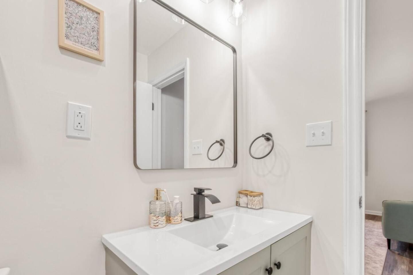 Brand New Stylish 5br3ba 15mins Clt Downtown * Charlotte