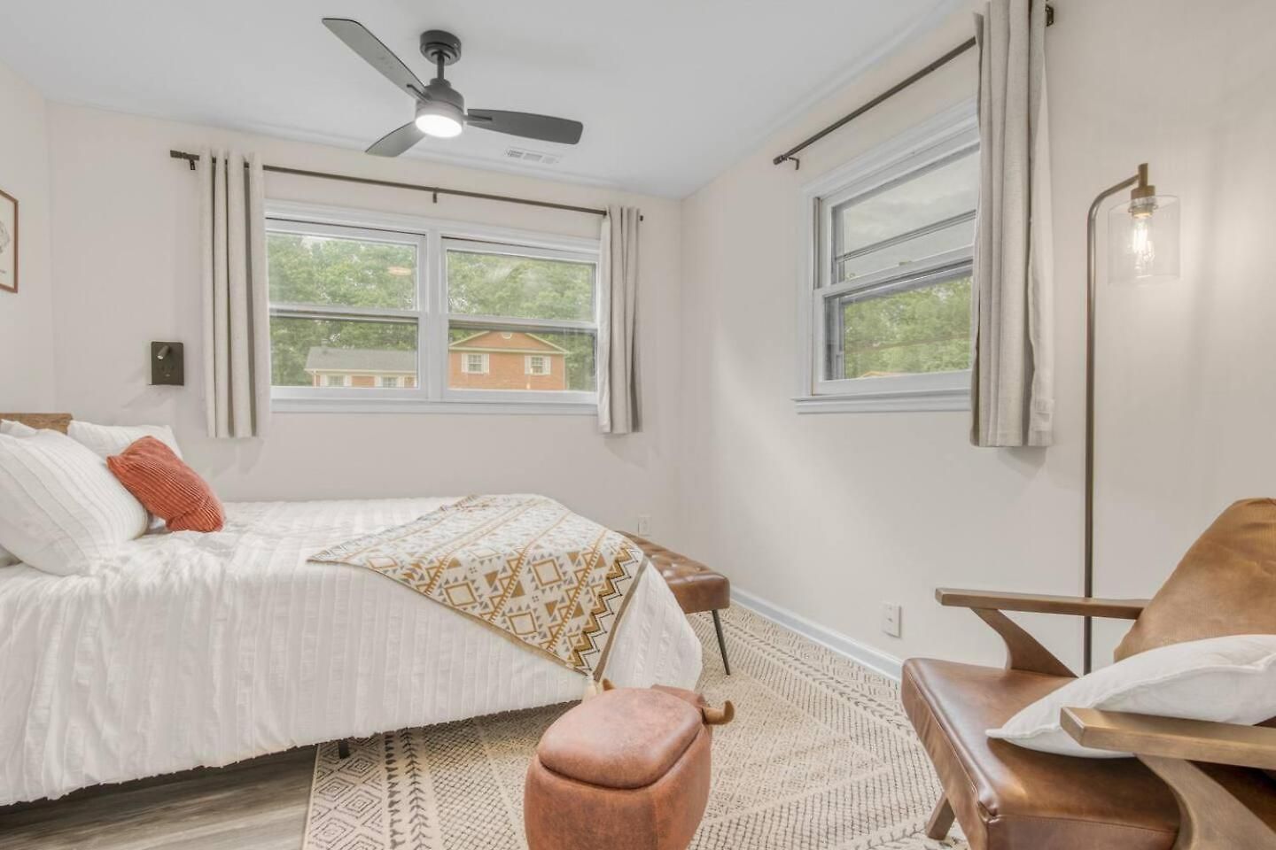 Brand New Stylish 5br3ba 15mins Clt Downtown Holiday home