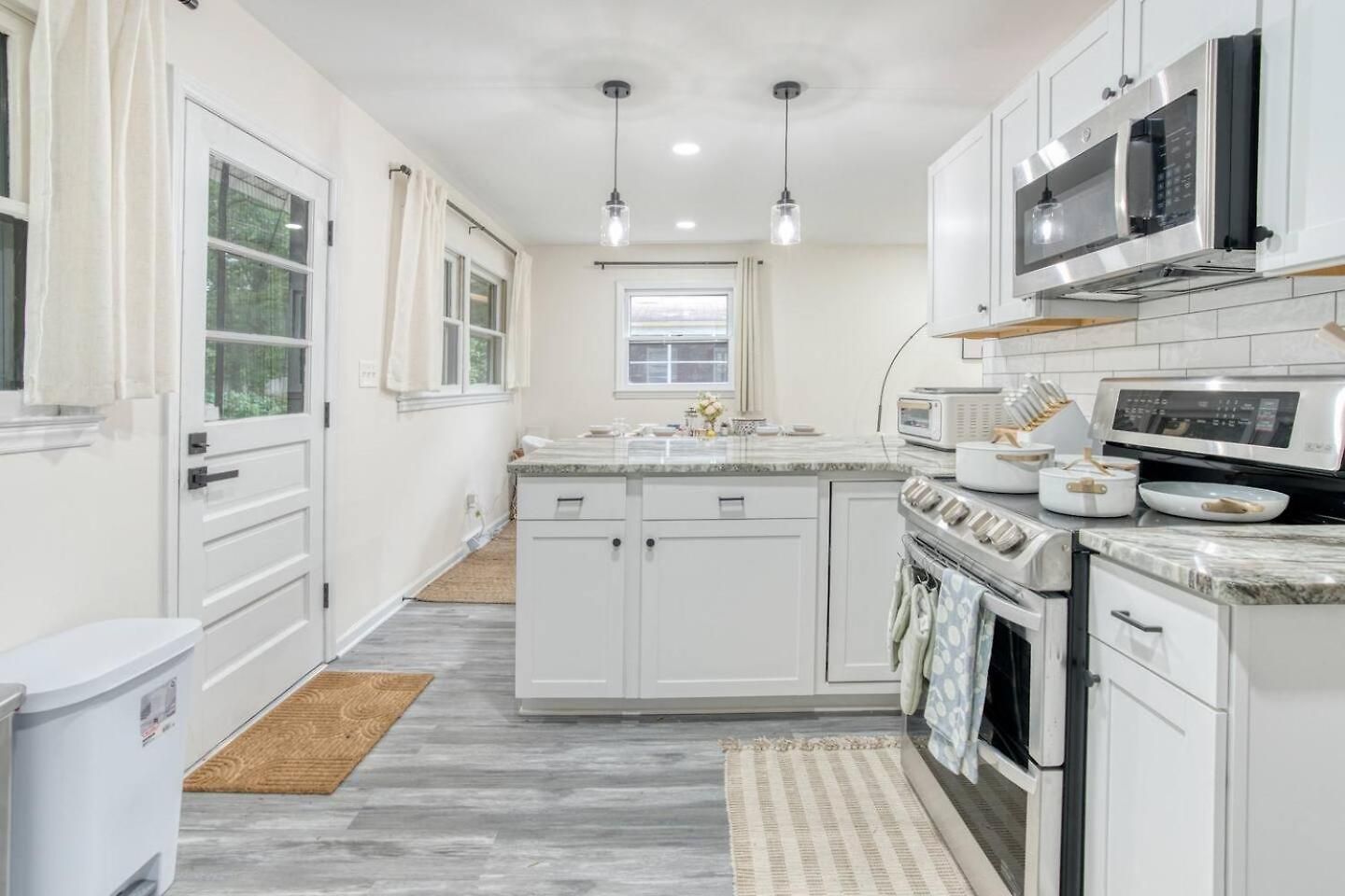 Brand New Stylish 5br3ba 15mins Clt Downtown Charlotte