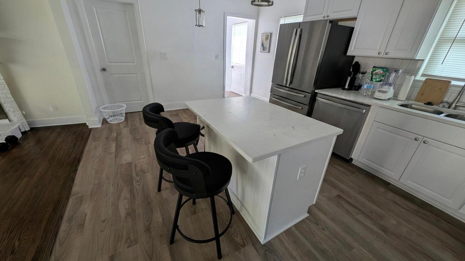 Airport Adjacent - 15 Min To Everywhere! Holiday home *