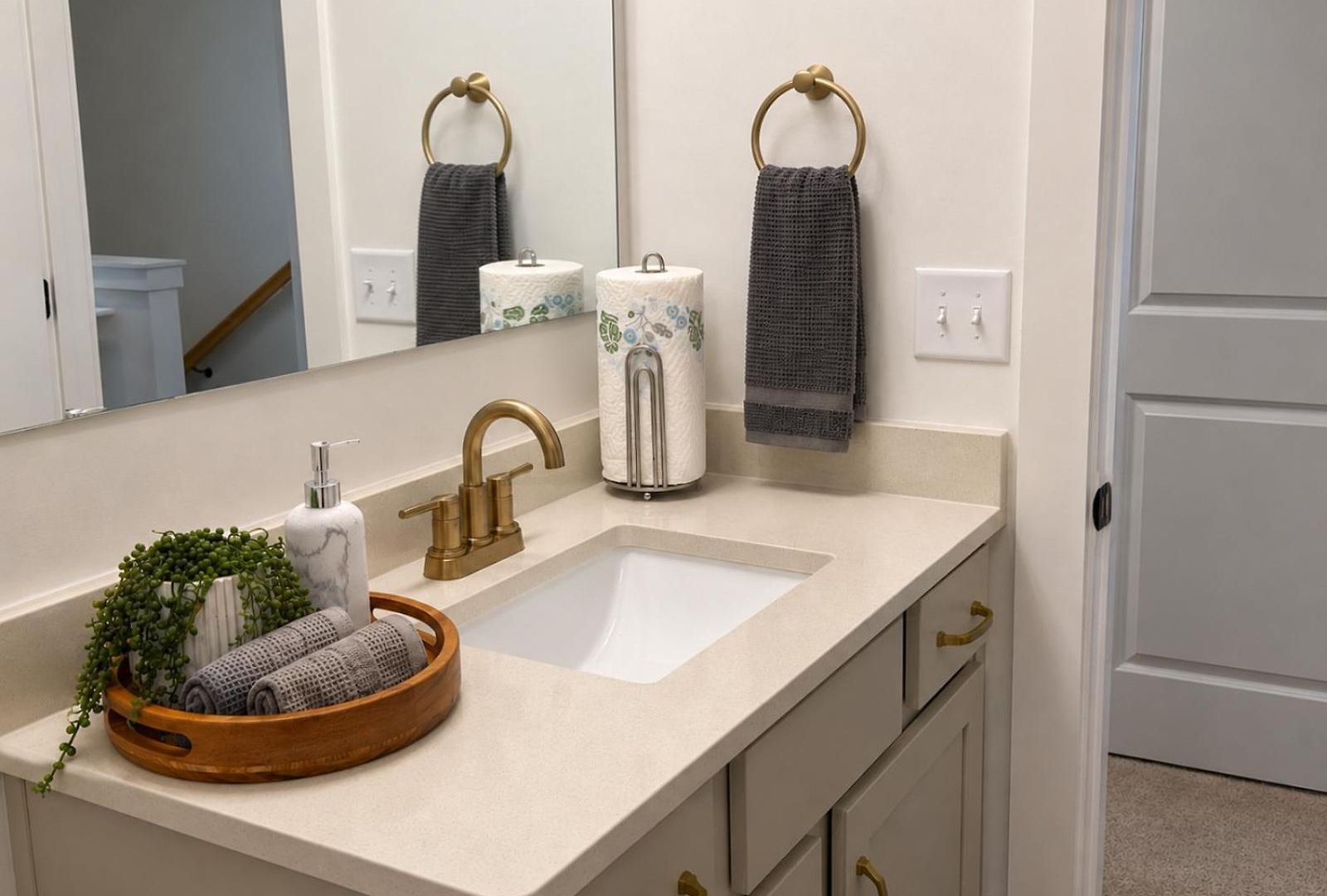 The Willow At Sofley Road - 3br Boutique Townhome Villa Charlotte