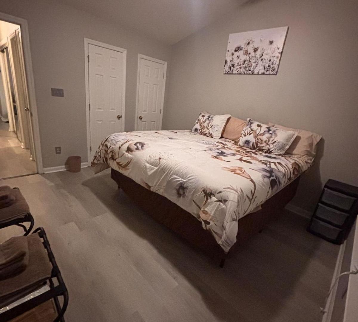 Near Uptown-sleep 6-nfl Game Day Getaway *