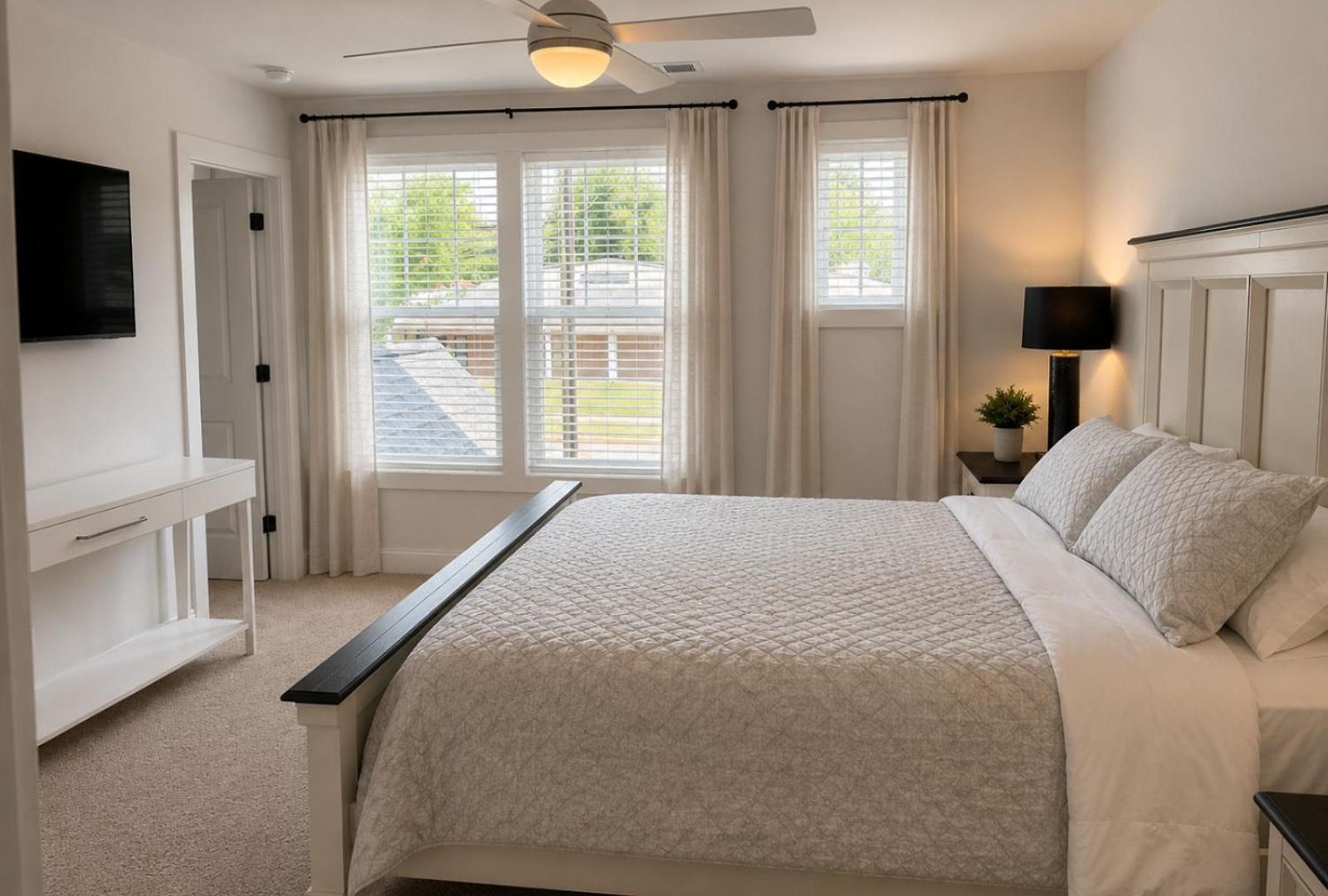 The Willow At Sofley Road - 3br Boutique Townhome Villa *