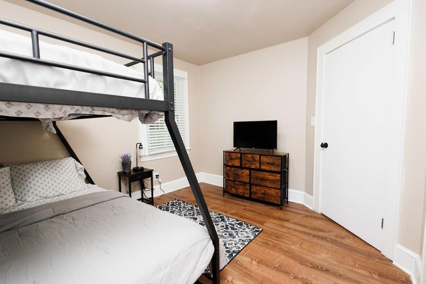 The Catalina Uptown Clt *