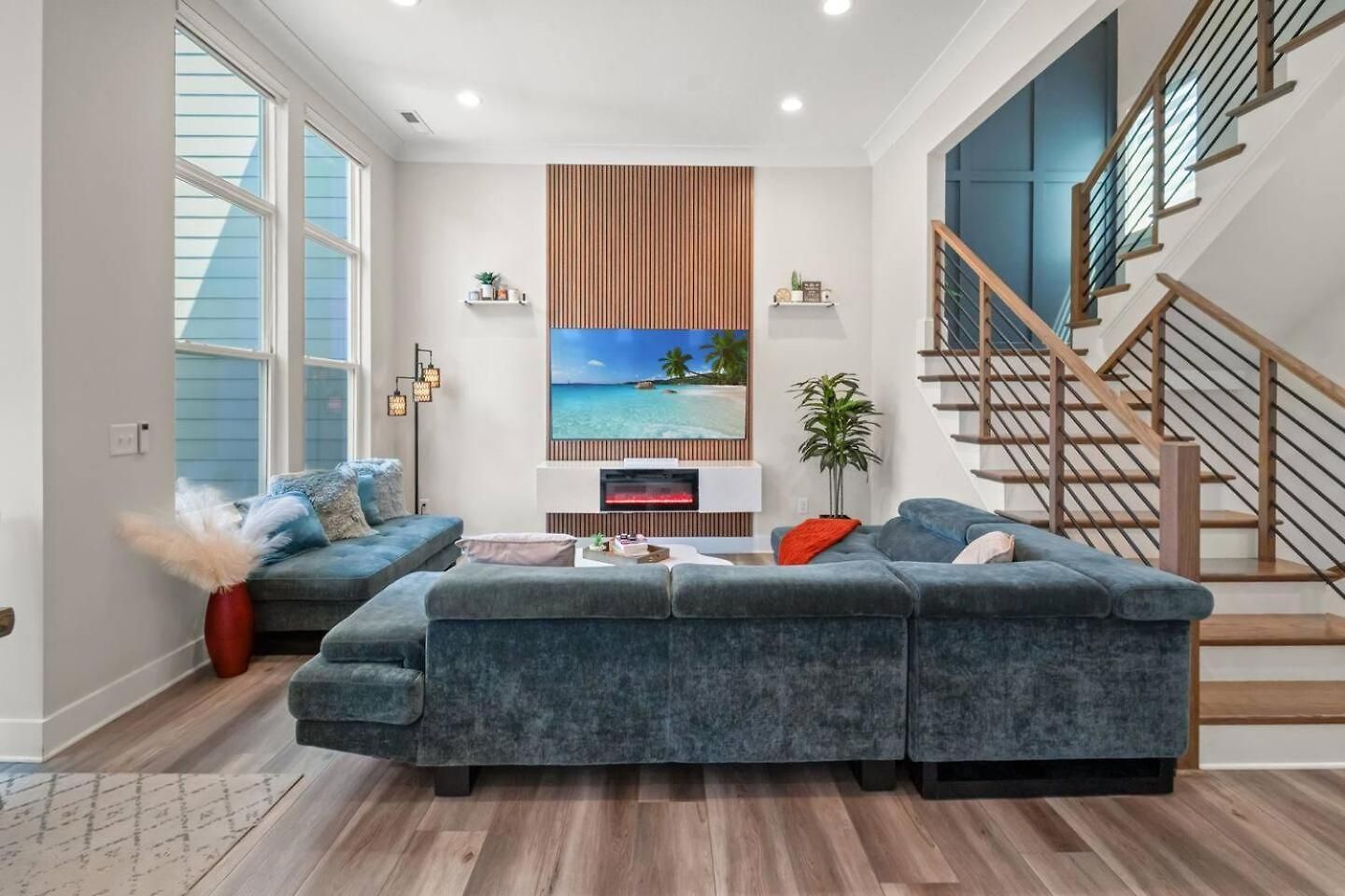 Modern Uptown Retreat Hot Tub & Game Charlotte