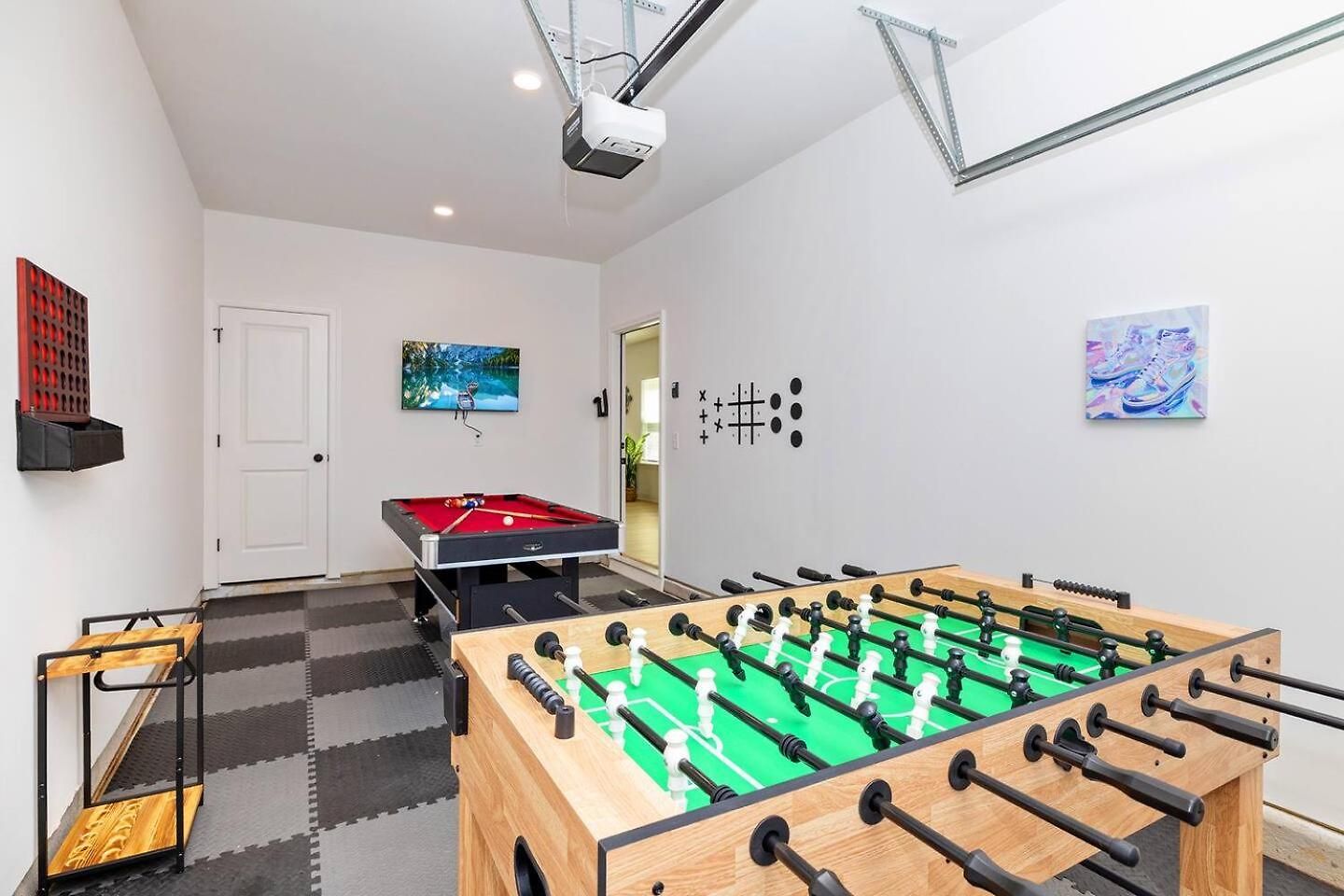Holiday home Modern 4br Hot Tub • Game • Fenced