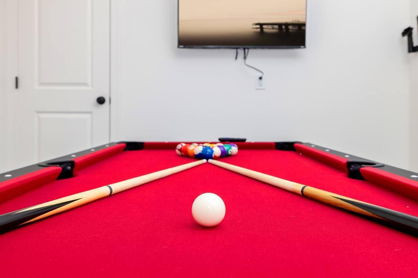 Modern 4br Hot Tub • Game • Fenced Charlotte