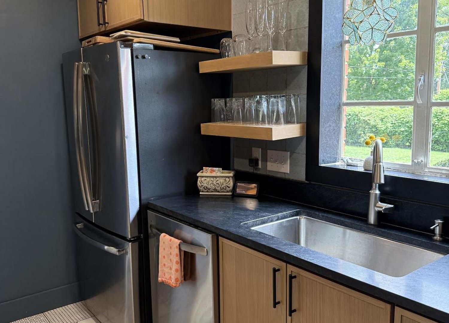 The Latimer House Perfect For Groups Near Uptown Charlotte
