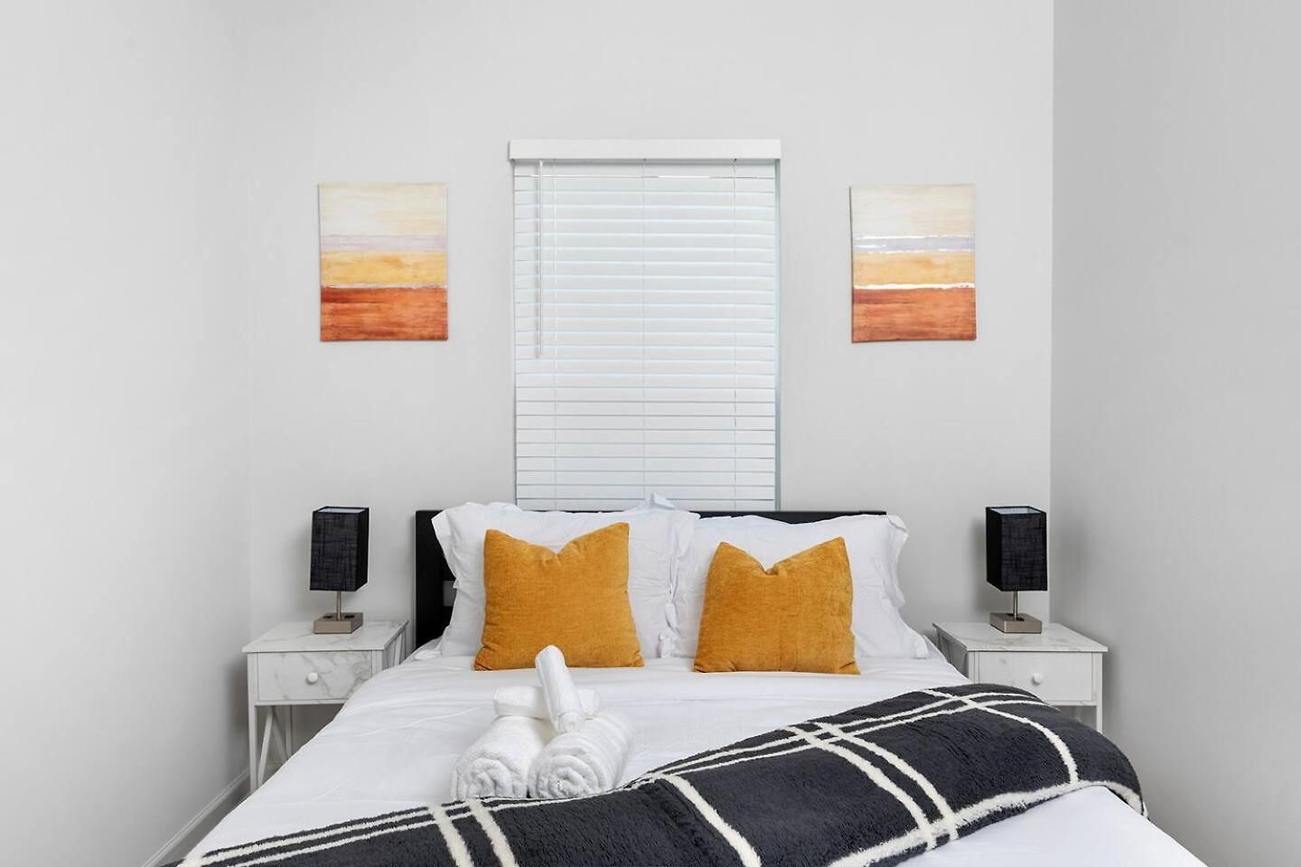 8br Near Southend/uptown W/gameroom/hottubs/fenced