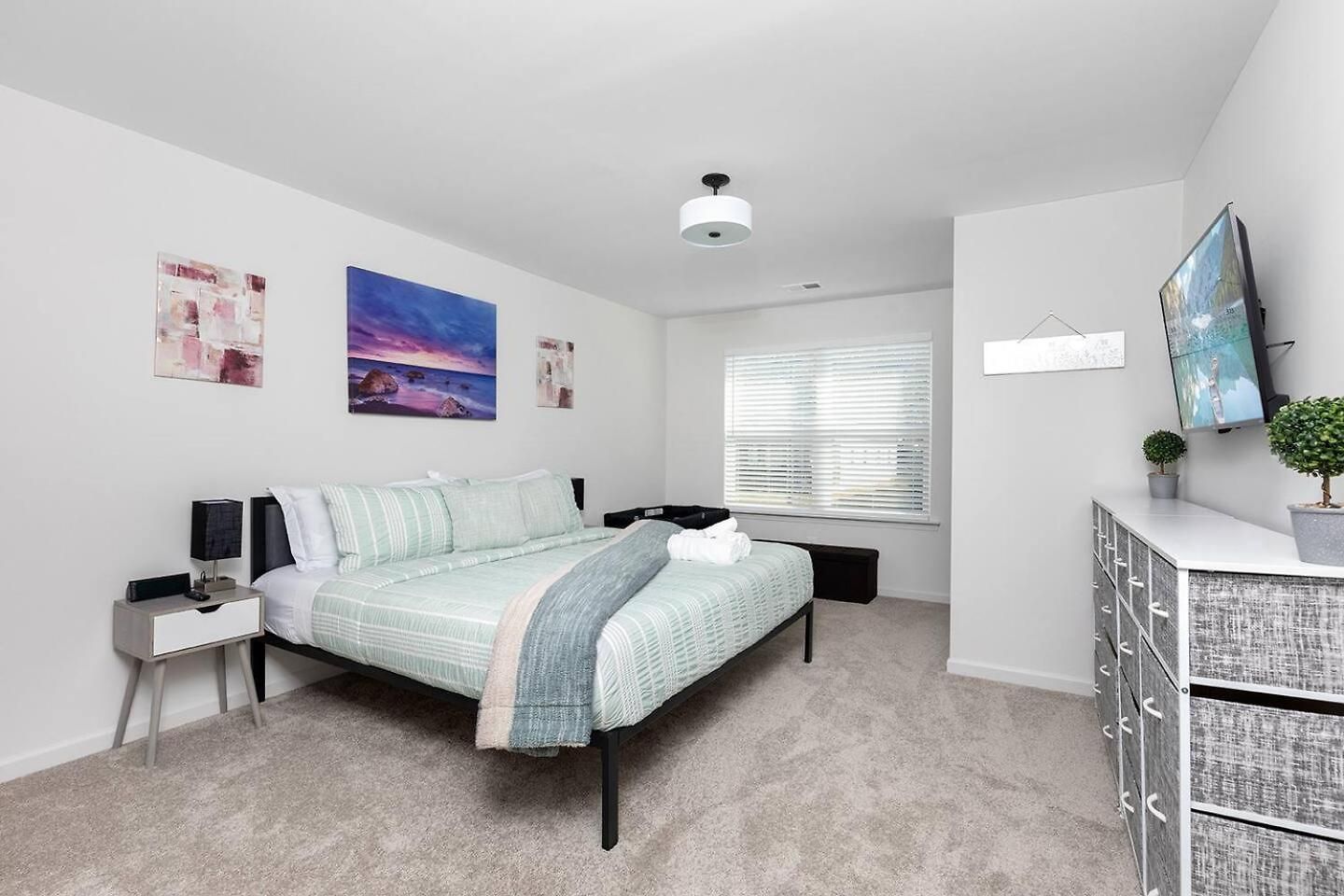 8br Near Southend/uptown W/gameroom/hottubs/fenced Holiday home