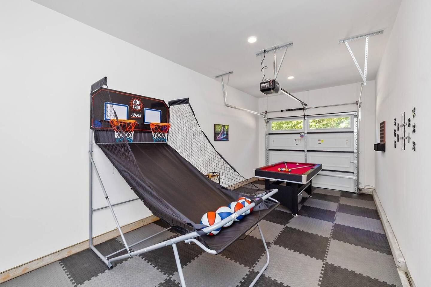 Holiday home Luxury 8br Hot Tub Game Sleeps 20 *