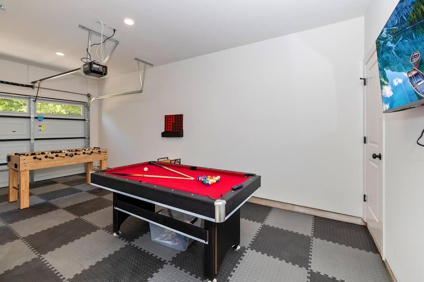 Luxury 8br Hot Tub Game Sleeps 20 Holiday home