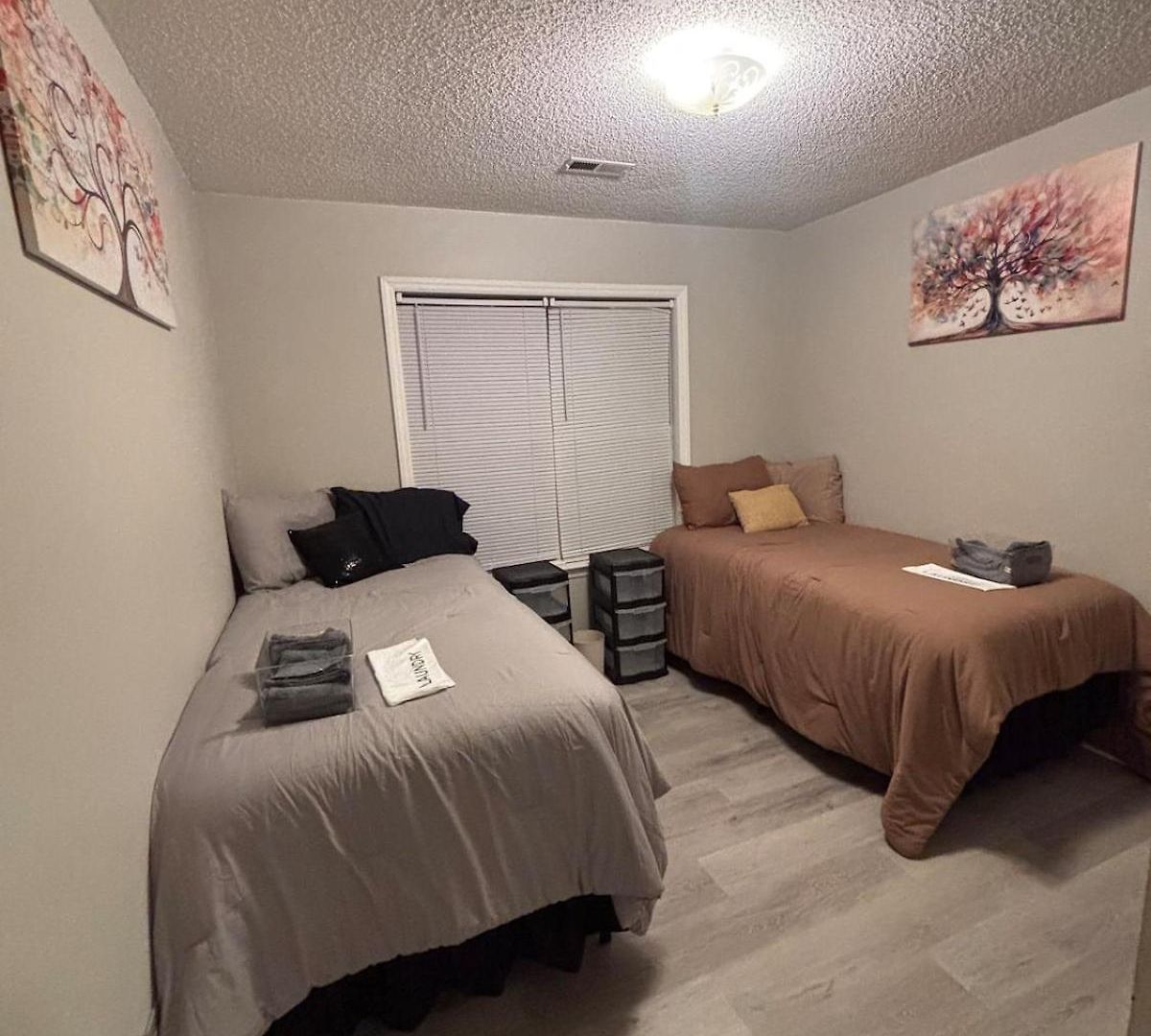 Near Uptown-sleep 6-nfl Game Day Getaway *