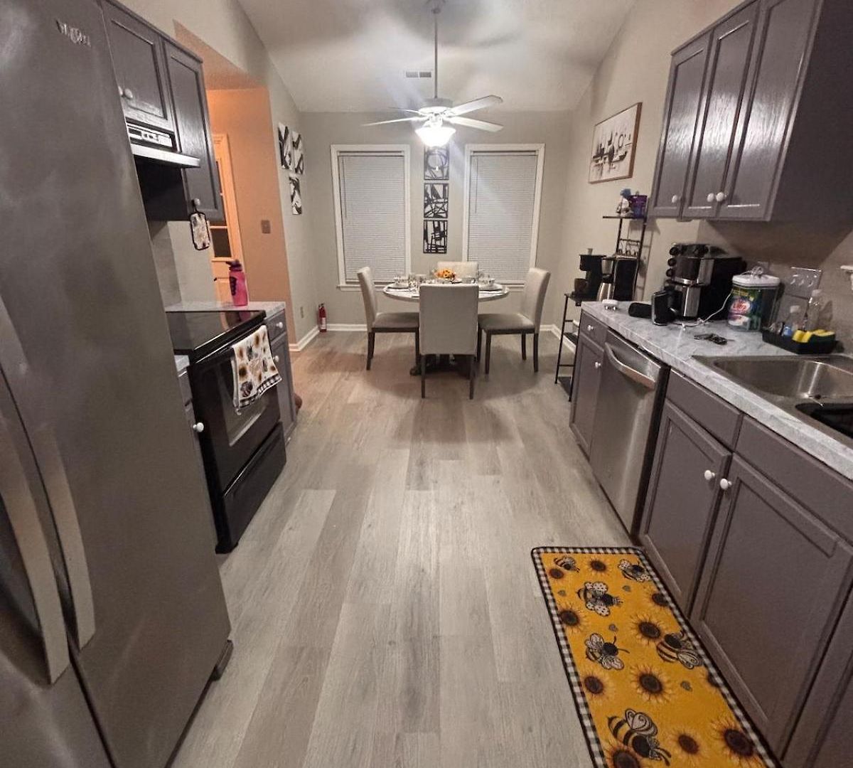 Near Uptown-sleep 6-nfl Game Day Getaway