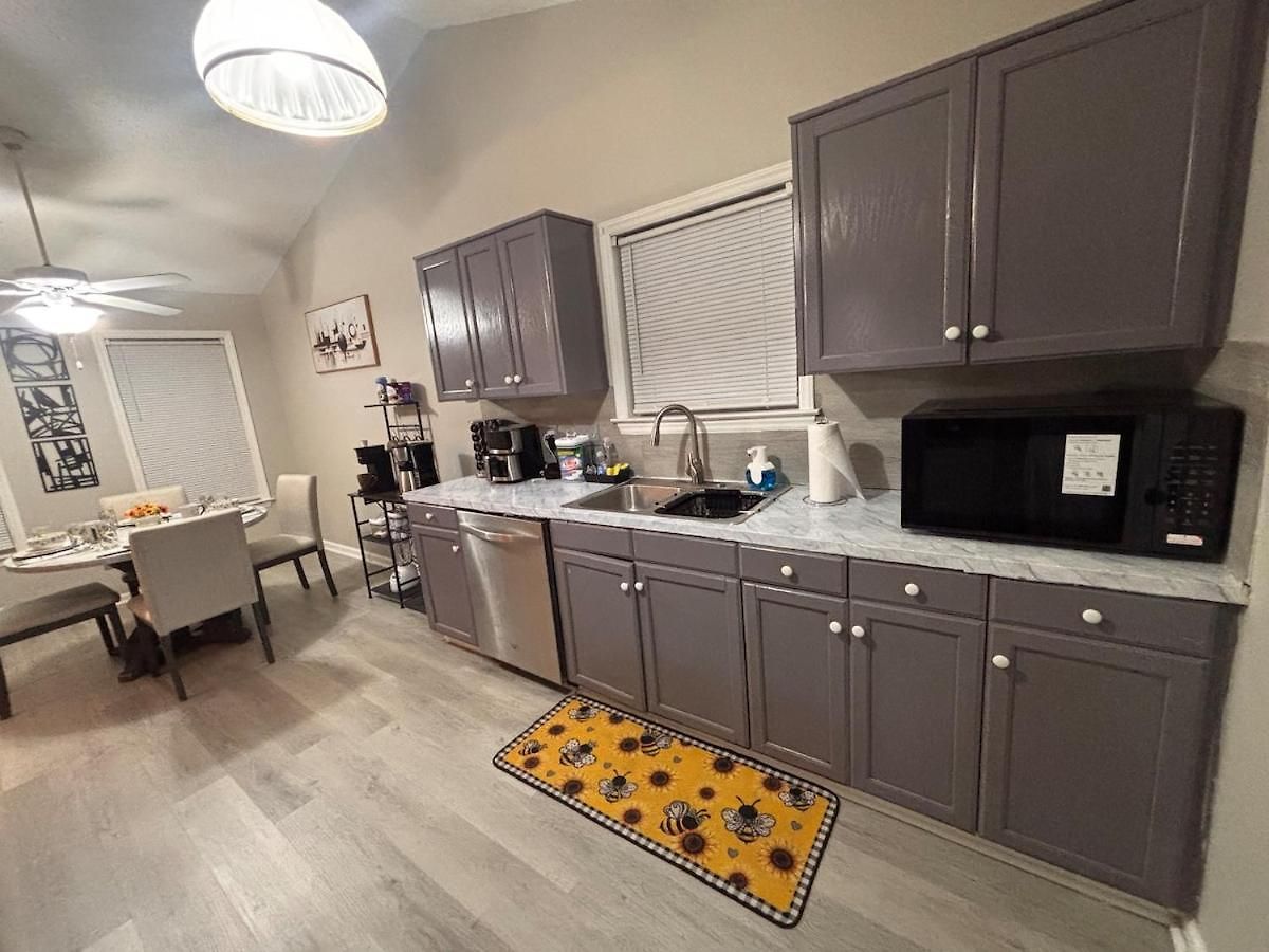 Holiday home Near Uptown-sleep 6-nfl Game Day Getaway Charlotte