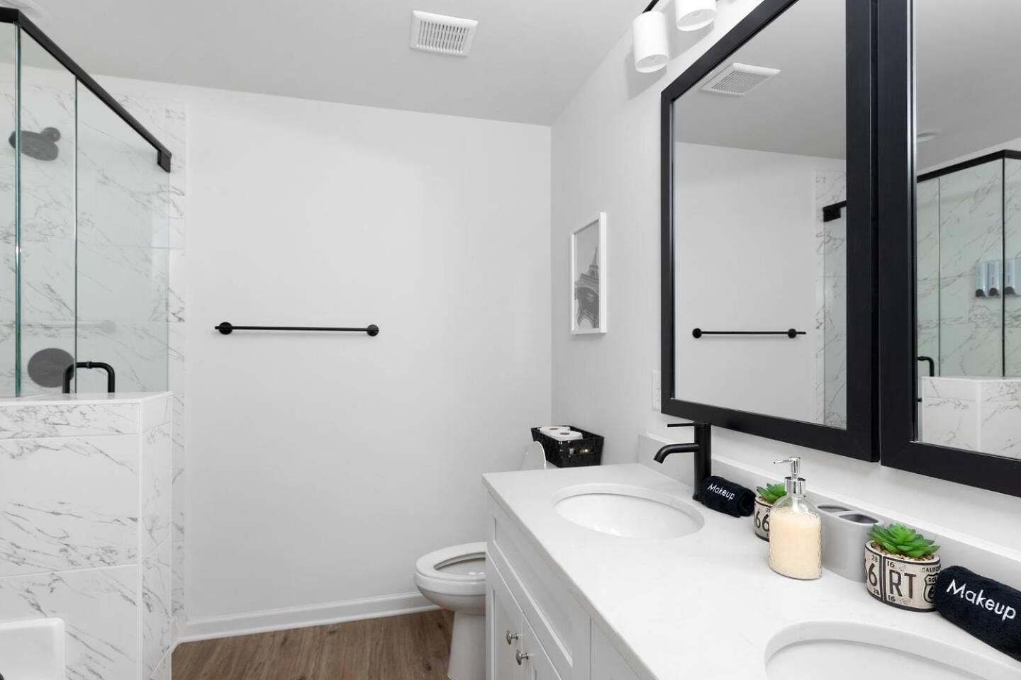 8br Near Southend/uptown W/gameroom/hottubs/fenced *