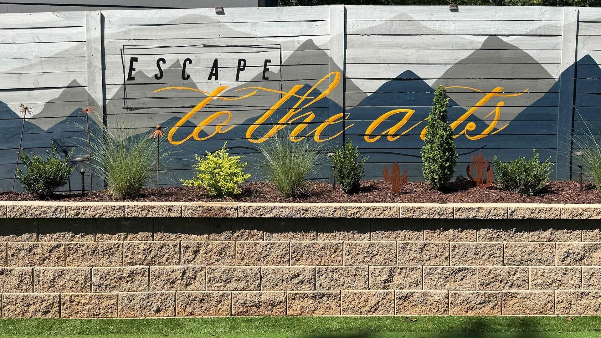 Escape To The Arts Golf Sim Theater Hot Tub Holiday home