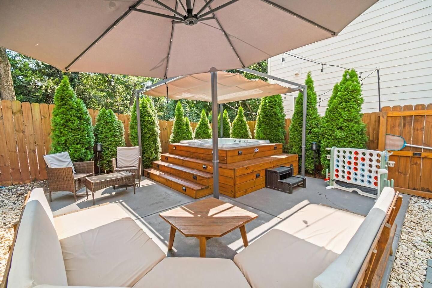 Modern Uptown Retreat Hot Tub & Game