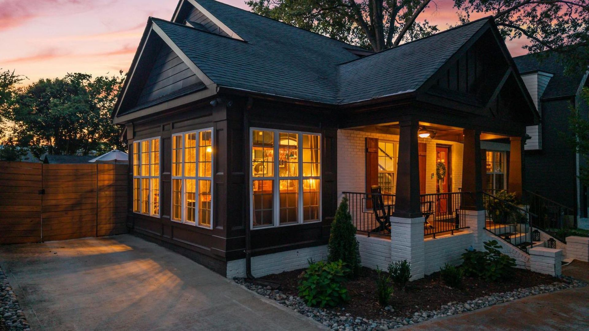 Escape To The Arts Golf Sim Theater Hot Tub Holiday home